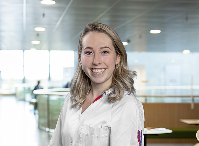 Anne Van Hoof, klinisch verloskundige Anne Van Hoof, klinisch verloskundige